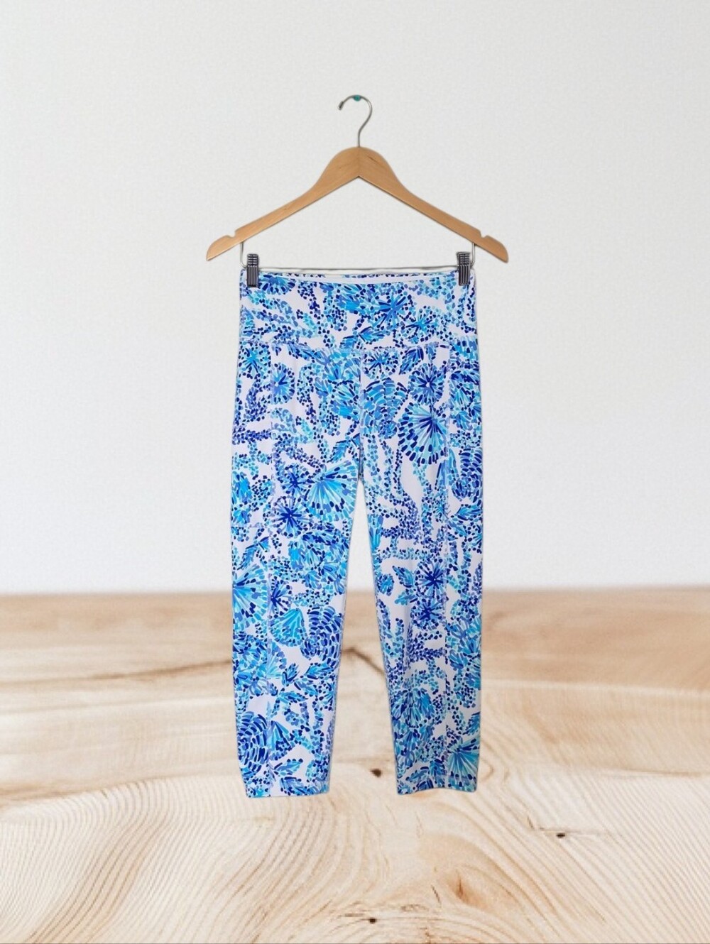 Lilly Pulitzer Luxletic Weekender High Rise Turquoise Oasis Cropped Leggings